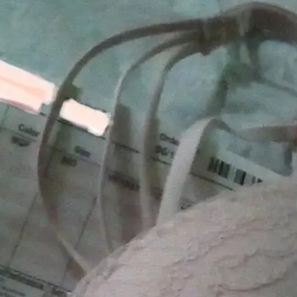 SHARE LISTING - NEW Victoria's Secret Pink Lace Very Sexy Bra 32D and Gift Card - Picture 8 of 15